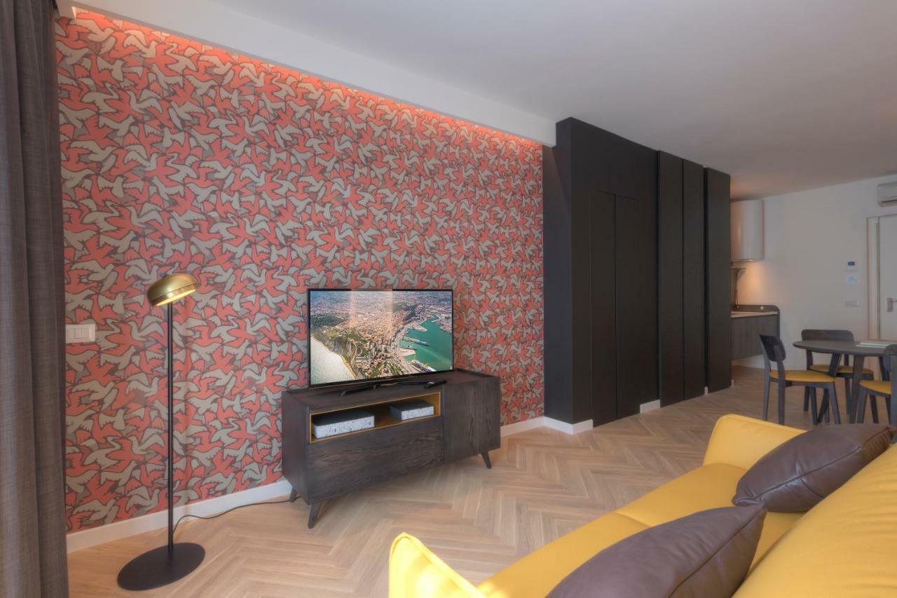 Metropolitan Suites Анкона Екстериор снимка